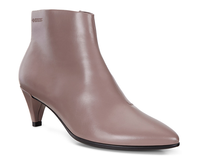 ECCO SHAPE 45 POINTY SLEEK